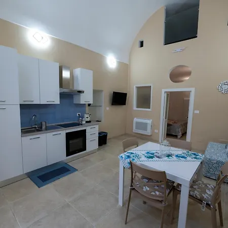 Cristina's Family House *